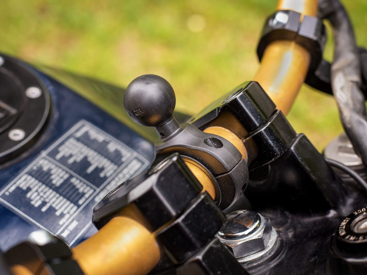 Action Camera Value Mount Bundle for Handlebar and Mirror