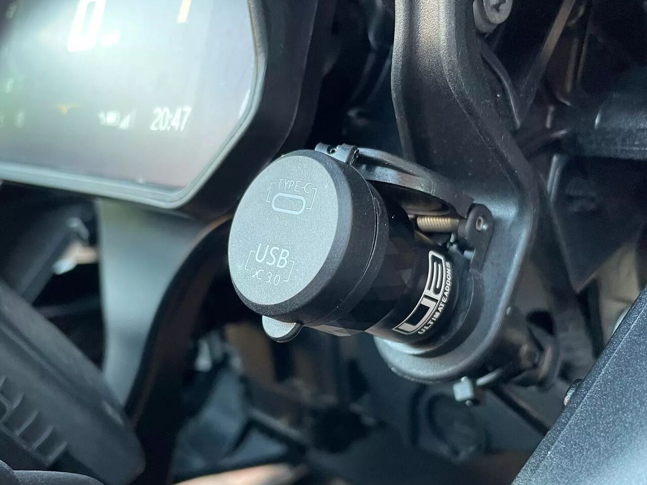 12V/24V Prise DlN Vers USB Chargeur Rapide De Moto: Oidoe USB C Adaptateur DlN Hella Vers USB Avec LED Bleue Pour Moto BMW Ducati Triumph Tiger Et Autres Motos De