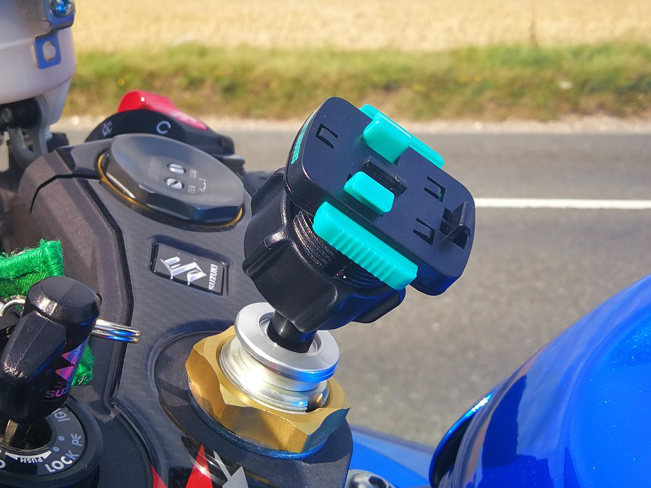 Sportsbike Motorcycle with 3 prong adapter V2 attached